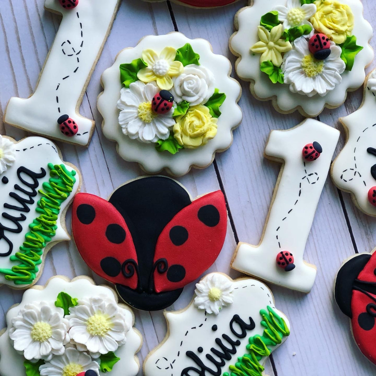 Alice in wonderland Cookies – Luli Sweet Shop