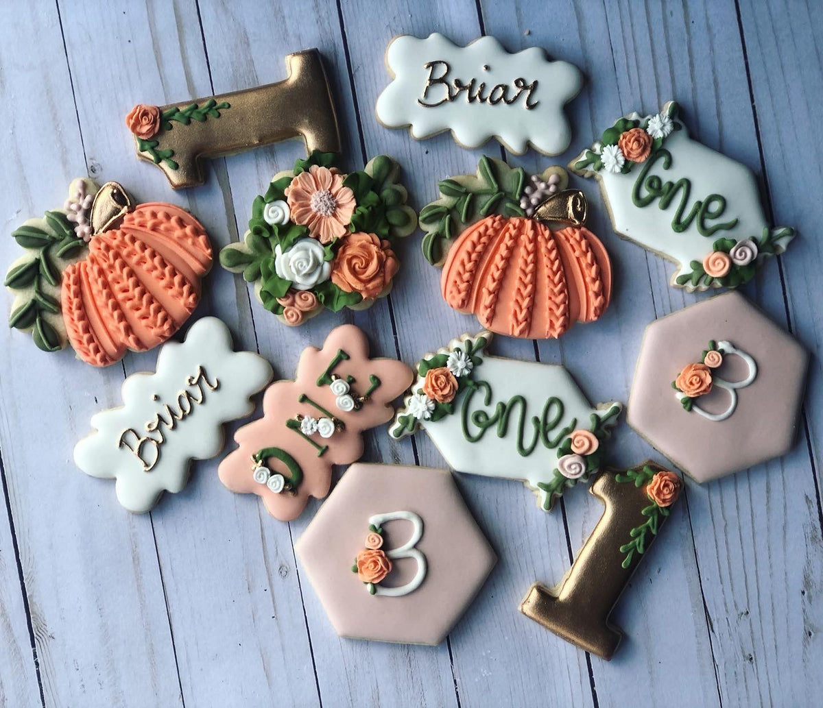 One year shops old theme set cookies